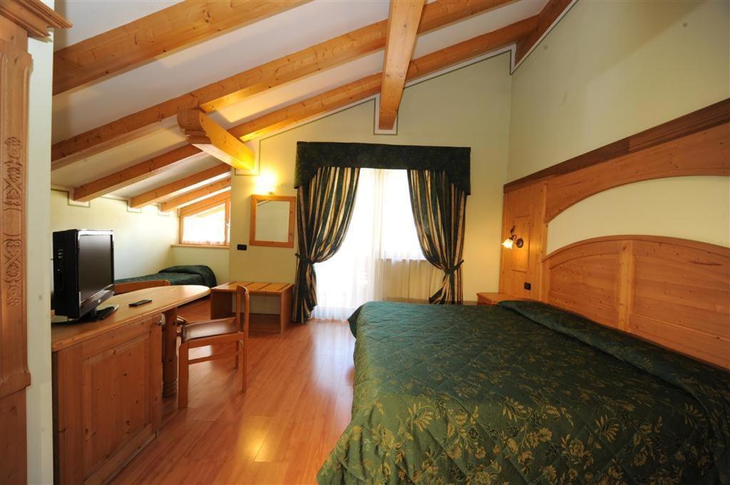 Hotel Canada Pinzolo Pokój zdjęcie