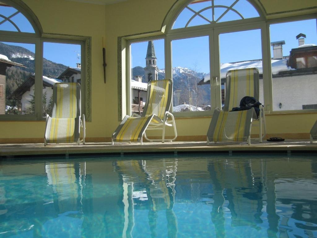 Hotel Canada Pinzolo Zewnętrze zdjęcie